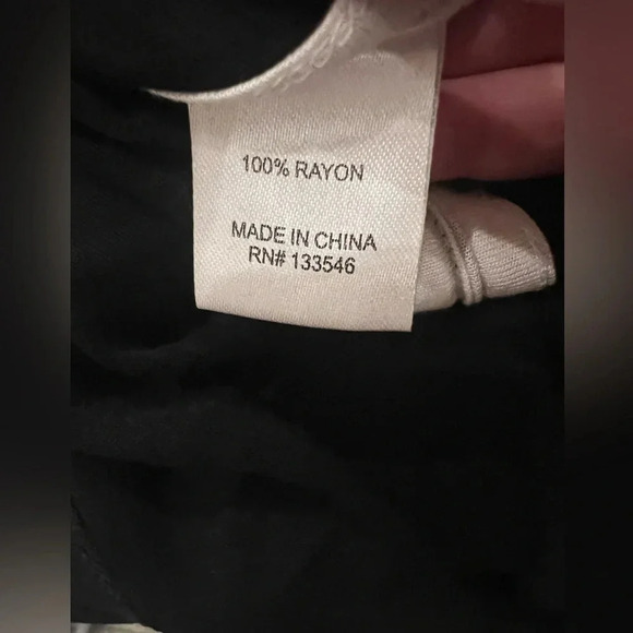 NWT Crosby. Black and White Tank in M - Picture 4 of 4